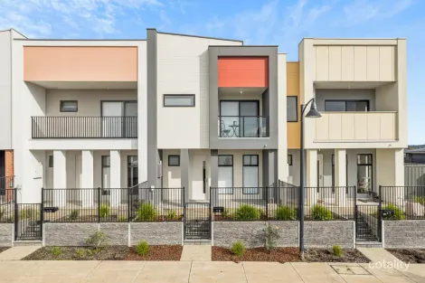 15 Blue Gum St, Mount Barker, SA 5251