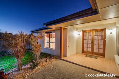 Property photo of 7 Jacaranda Place Norman Gardens QLD 4701