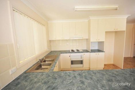 Property photo of 21 Wonkana Road Glenfield Park NSW 2650