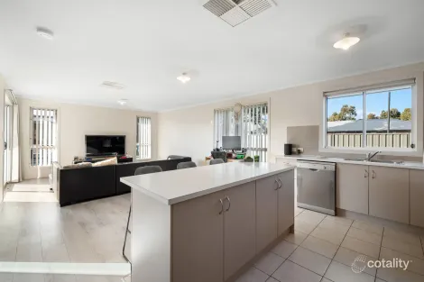 Property photo of 59 West Parkway Andrews Farm SA 5114