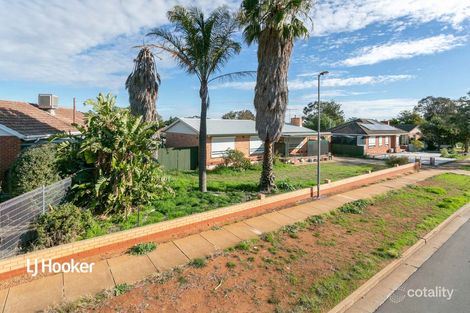 Property photo of 12 Campbell Road Elizabeth Downs SA 5113