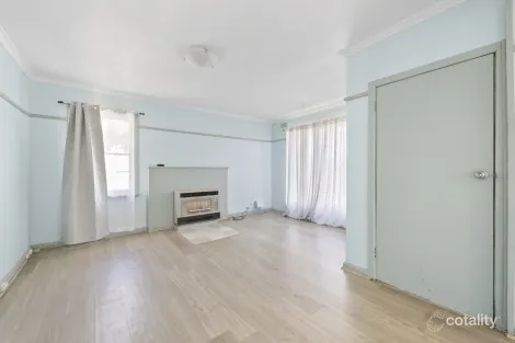 Property photo of 6 Primrose Street Wendouree VIC 3355