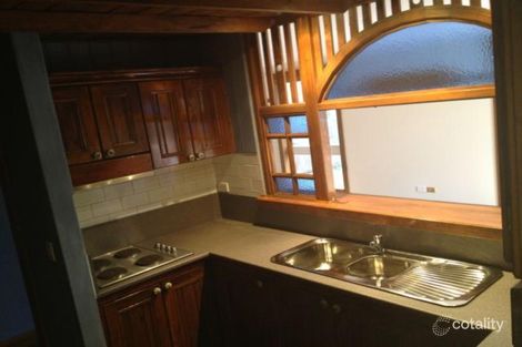 Property photo of 10 Grevillea Close Bossley Park NSW 2176