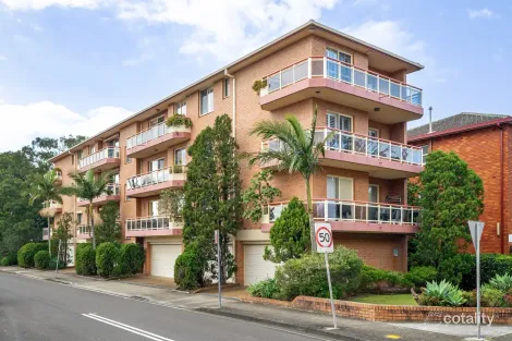 2/144 Russell Ave, Dolls Point, NSW 2219