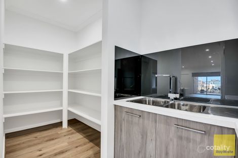 Property photo of 28 Twyford Way Tarneit VIC 3029