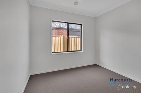 37 Stockmans Dr, Truganina, VIC 3029