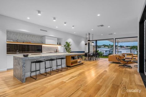 65 Christian St, Clayfield, QLD 4011