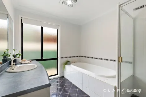 Property photo of 1 Cantwell Road Lochinvar NSW 2321