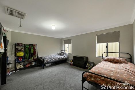 Property photo of 18 Bramshott Approach Butler WA 6036