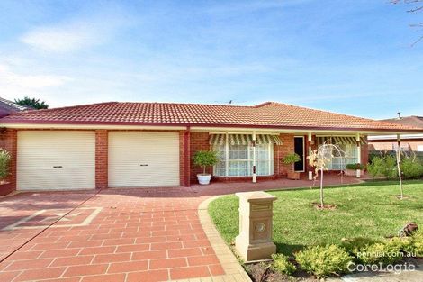 Property photo of 13 Hawkesbury Avenue Hillside VIC 3037