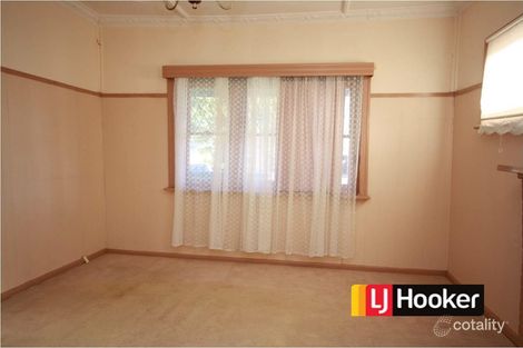 5 Stephens Ave, Springvale, VIC 3171