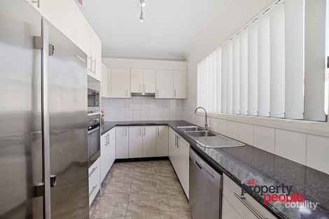 Property photo of 3/2-6 Myee Road Macquarie Fields NSW 2564