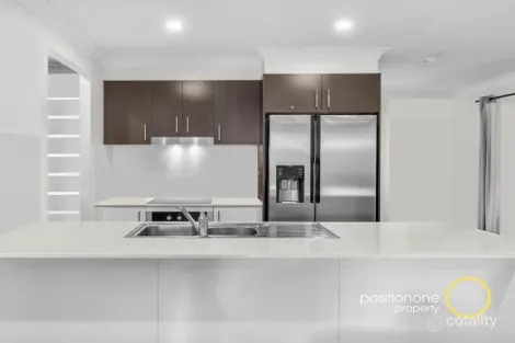 Property photo of 19 Daybreak Street Yarrabilba QLD 4207
