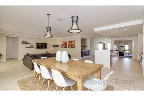 Property photo of 14 Langman Drive Teringie SA 5072