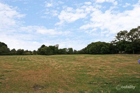 Property photo of 27 Cross Road Devon Meadows VIC 3977