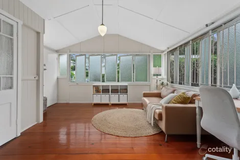 Property photo of 17 Edencourt Street Camp Hill QLD 4152