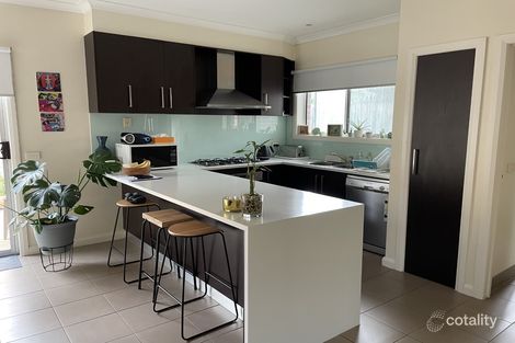 Property photo of 2/39 Edward Avenue Altona North VIC 3025