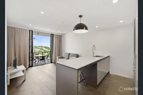 909/148 Logan Rd, Woolloongabba, QLD 4102