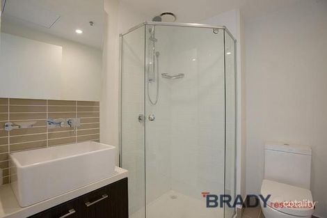 Property photo of 3301/8 Sutherland Street Melbourne VIC 3000