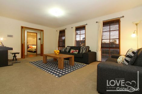 Property photo of 5 Veronica Crescent Mill Park VIC 3082