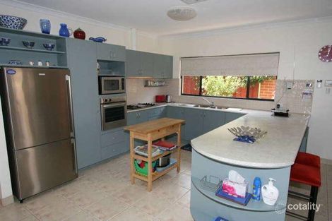 Property photo of 10 Barossa Approach Rockingham WA 6168