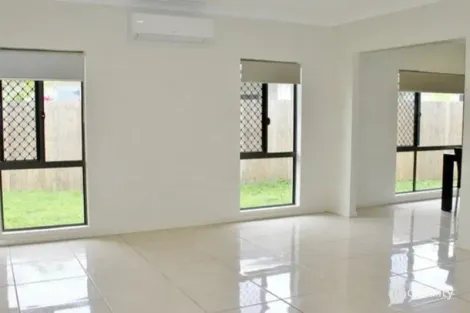 Property photo of 25-27 Lark Close Clifton Beach QLD 4879