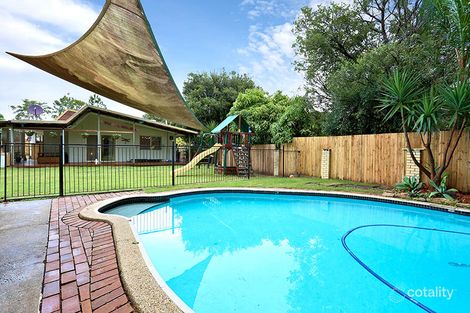 18 Cotswold St, Morayfield, QLD 4506