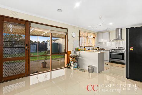 Property photo of 2 Bunurong Place Cranbourne VIC 3977