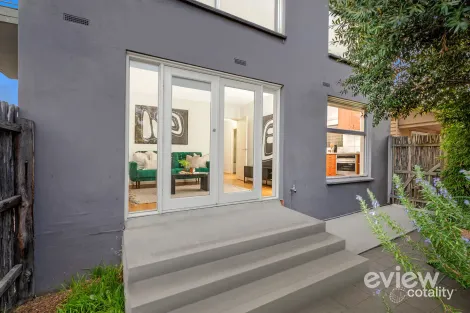 Property photo of 1/218 Gordon Street Footscray VIC 3011