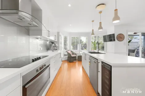 Property photo of 4 Ancilia Close Quakers Hill NSW 2763