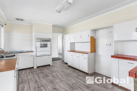 Property photo of 4 Weatherley Street Booragul NSW 2284