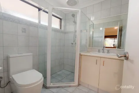 Property photo of 31 Dalston Crescent Kardinya WA 6163