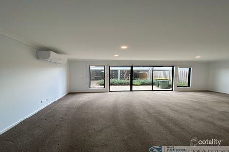 Property photo of 6 Catherine Walk Wollert VIC 3750