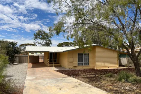 Property photo of 30 Mulgaria Crescent Roxby Downs SA 5725