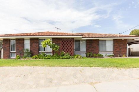 2 Grey Rd, Padbury, WA 6025