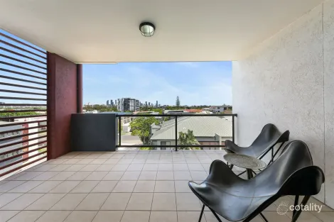 Property photo of 26/11 Kitchener Street Coorparoo QLD 4151