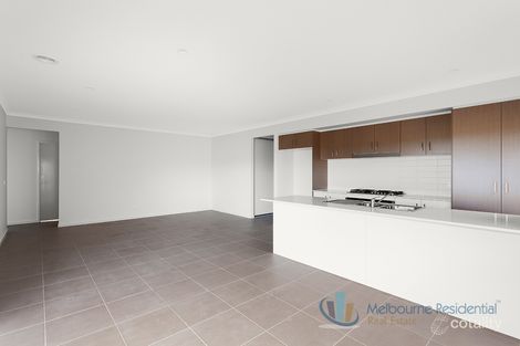 17 Arden Cres, Burnside, VIC 3023