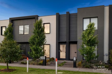 287 Waterhaven Bvd, Point Cook, VIC 3030