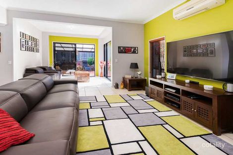 Property photo of 6 Duxton Drive Varsity Lakes QLD 4227