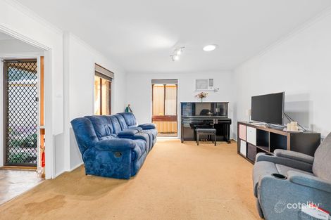 Property photo of 15 Dibbler Place St Helens Park NSW 2560
