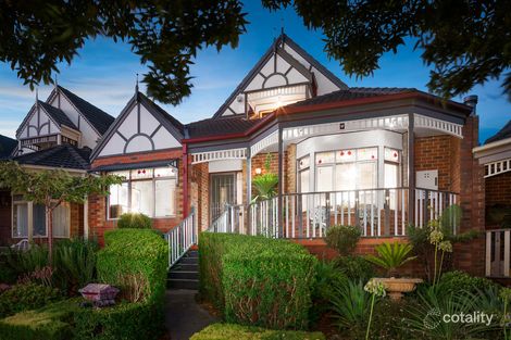 Property photo of 16 Viewbank Place Mill Park VIC 3082
