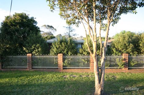32 Sandringham Pde, Newtown, VIC 3220