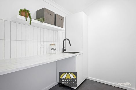 Property photo of 53 Hands Avenue Carey Park WA 6230