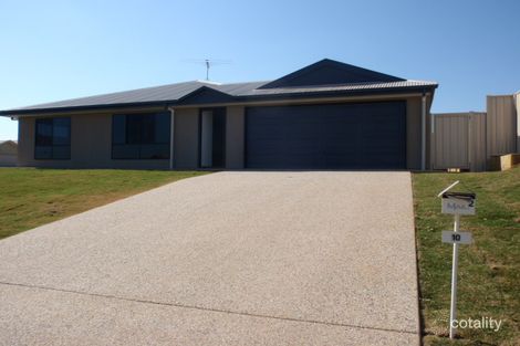 2/10 Scenic Dr, Emerald, QLD 4720