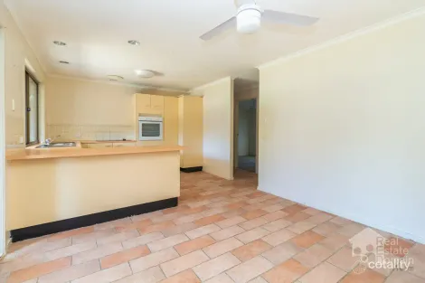 Property photo of 9 Acorus Court Regents Park QLD 4118