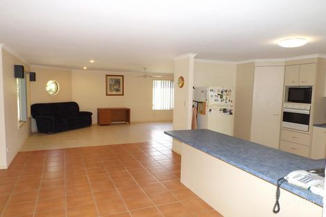 Property photo of 28 Ian Avenue Kawungan QLD 4655