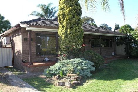 10 Marsh Pde, Casula, NSW 2170