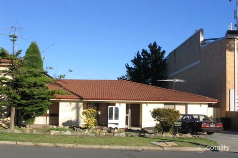 Property photo of 10 Garment Street Prairiewood NSW 2176