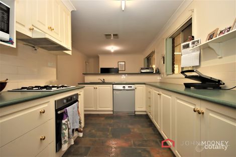 Property photo of 560A Kooringal Road Kooringal NSW 2650