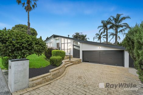 Property photo of 11 Denton Drive Endeavour Hills VIC 3802